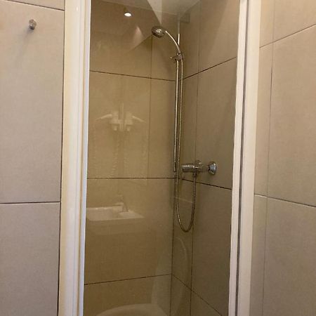 Tiny Twix Room In The City Centre Любляна Экстерьер фото
